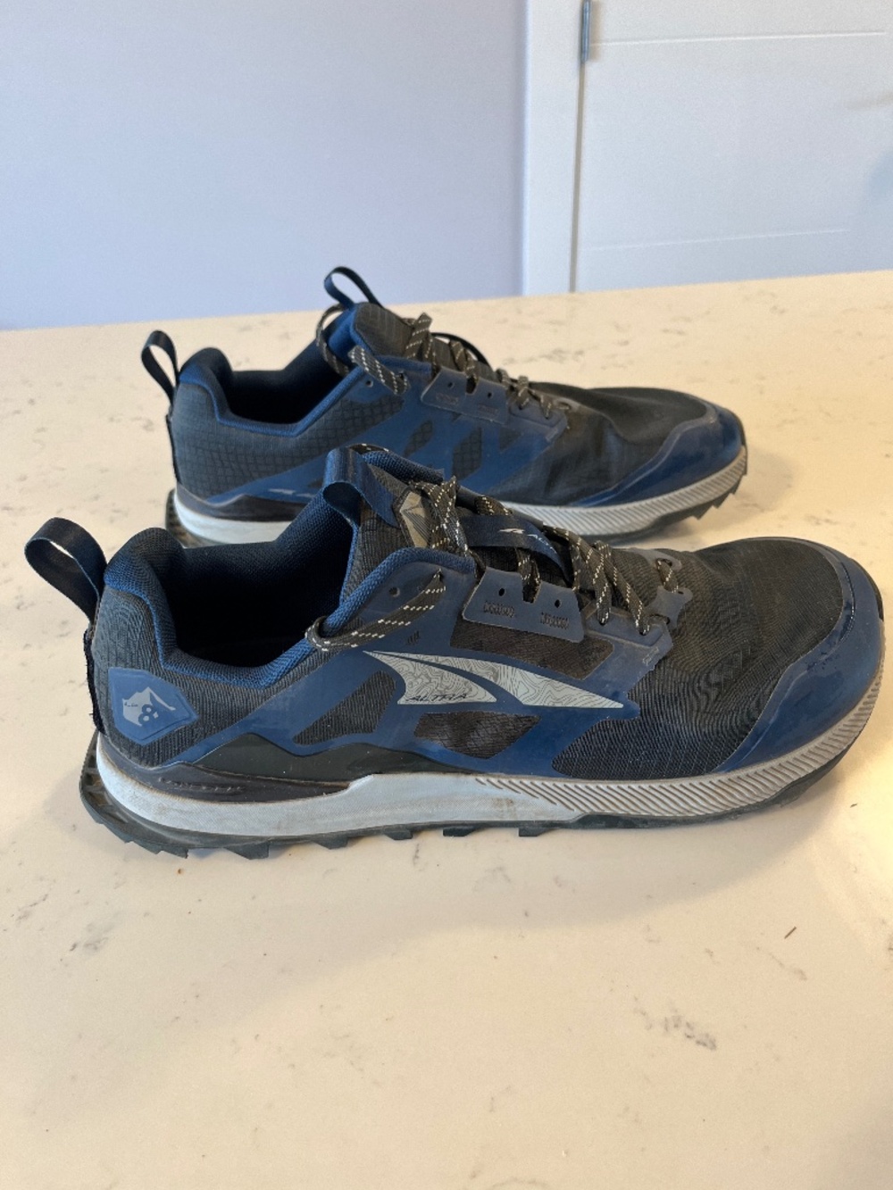 Altra Lone Peak 8 barefoot trail running men’s shoes size 13